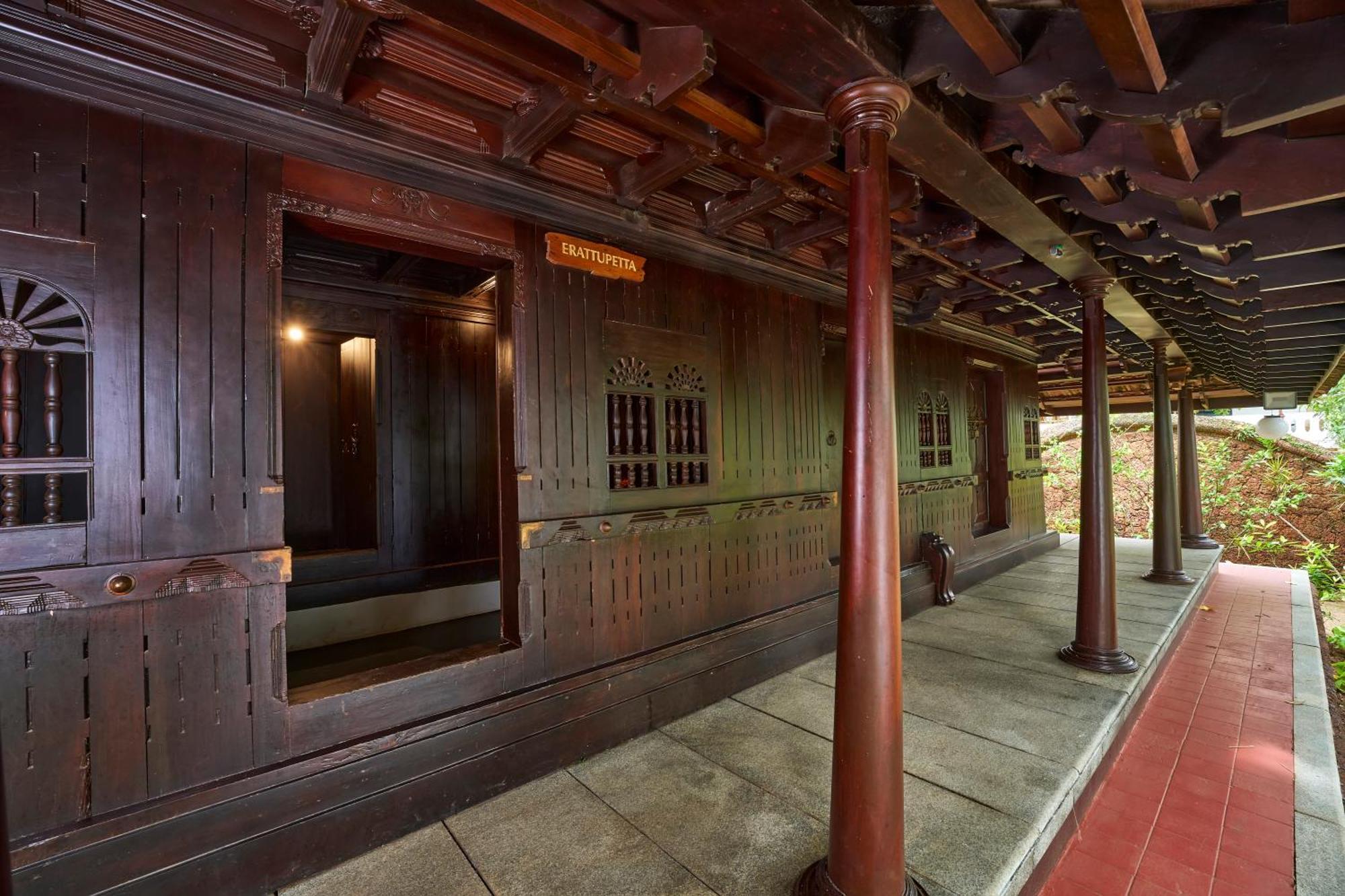 The Leela Ashtamudi, A Raviz Hotel Kollam Kültér fotó The interior of the house