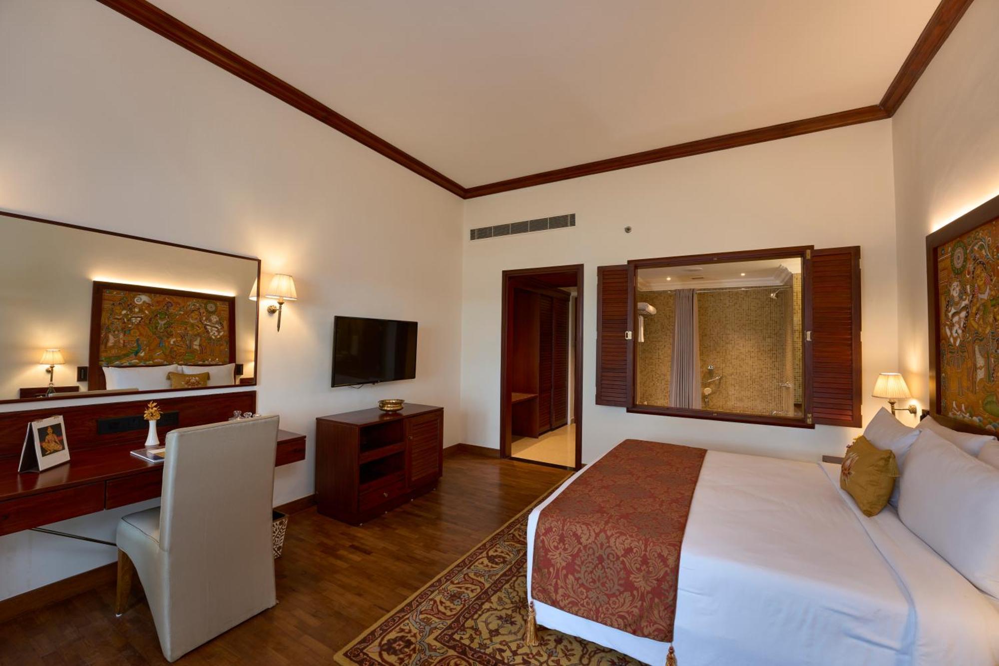 The Leela Ashtamudi, A Raviz Hotel Kollam Kültér fotó A room at the Taj Bengal
