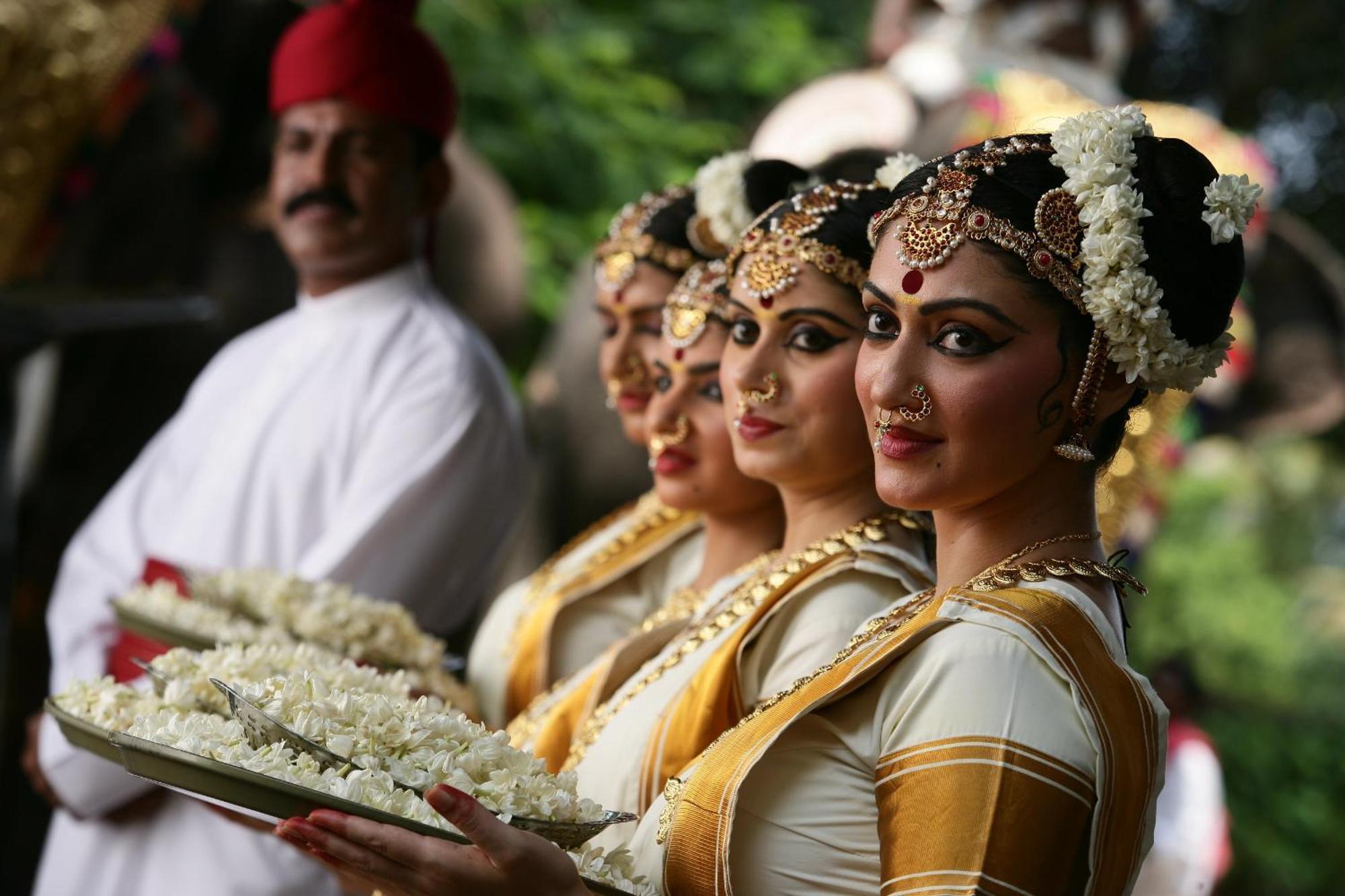 The Leela Ashtamudi, A Raviz Hotel Kollam Kültér fotó A scene from the film