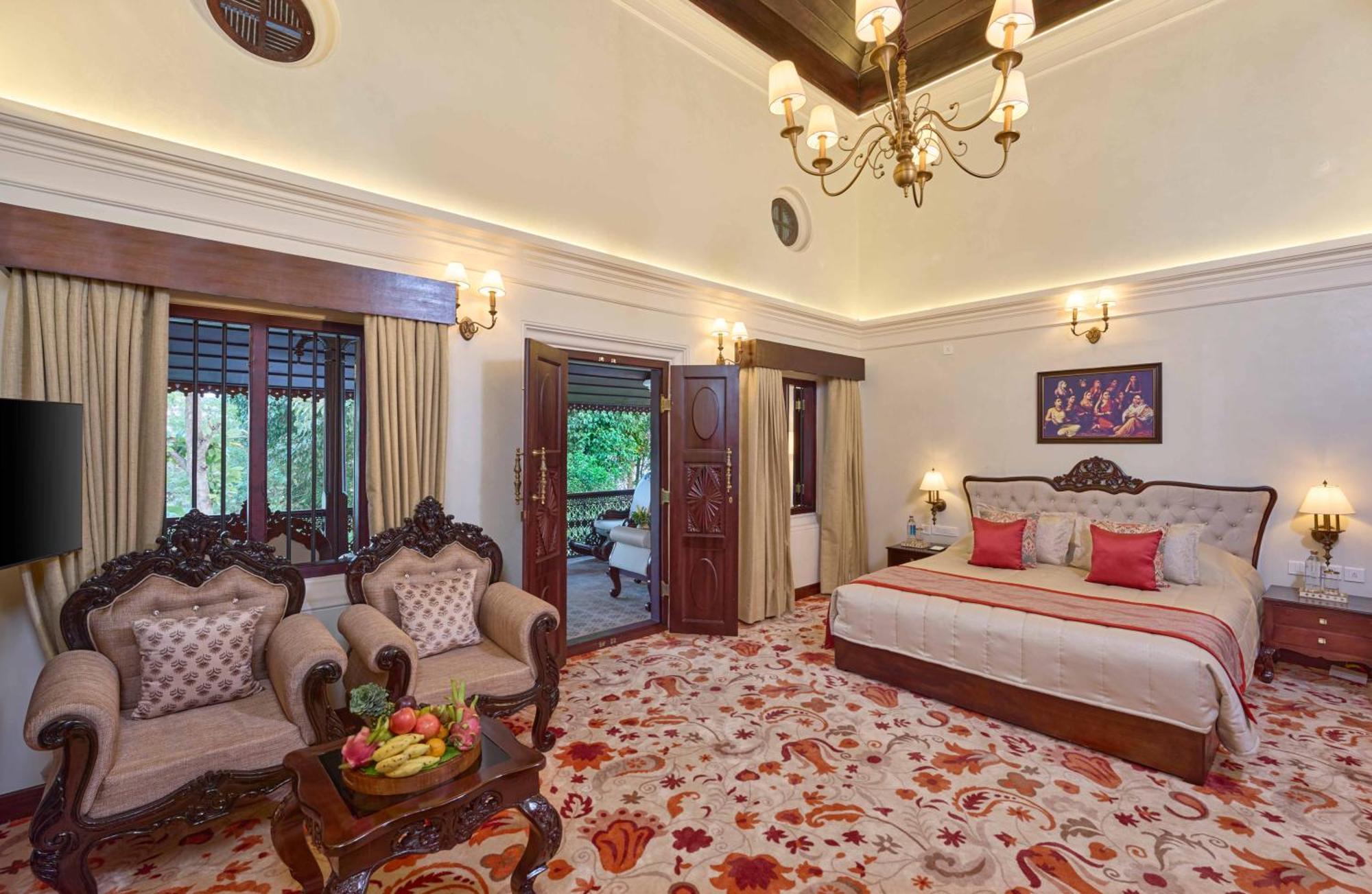 The Leela Ashtamudi, A Raviz Hotel Kollam Kültér fotó A suite at the resort